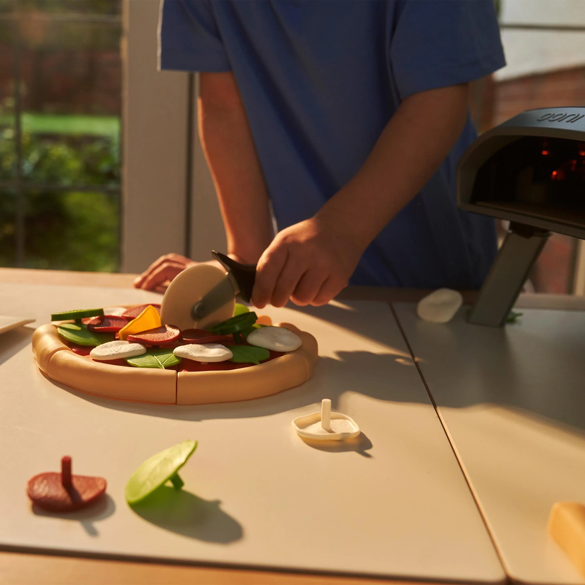 Casdon Ooni Toy Pizza Oven - Image 8