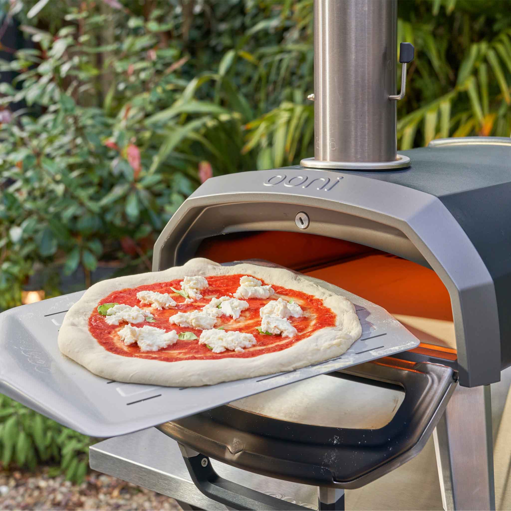 Ooni Perforated Pizza Peel Bundle - Image 7