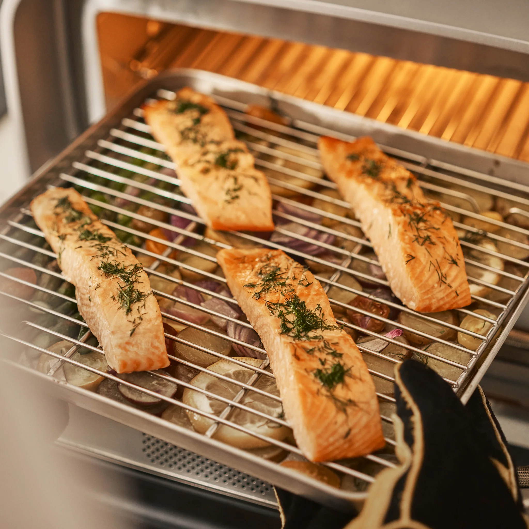 Sheet Pan and Rack for Ooni Volt 2 - Image 5